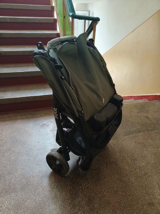 Cărucior Joie Laurel LX