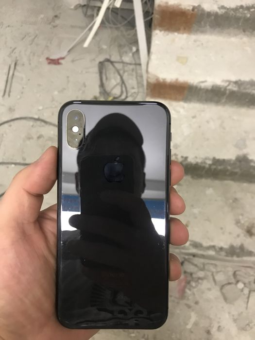 iPhone Xs, Space Gray, 64gb.