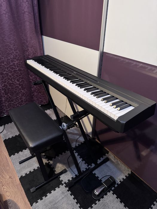 Комплект Дигитално пиано Yamaha P-45 B със стойка, стол и педали