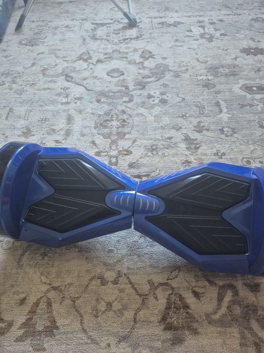 Продам гироскутер с встроенным блютузом.