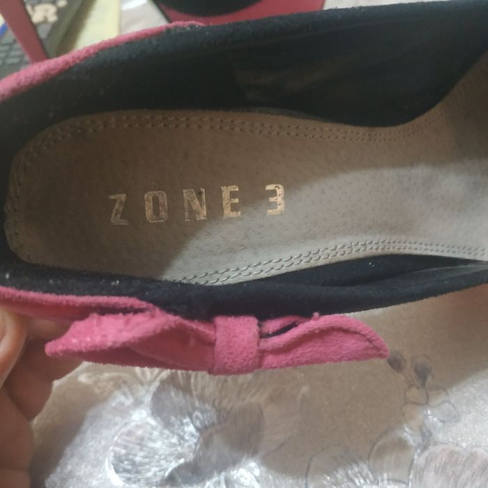 Продаются обувь лабутены 38 размер