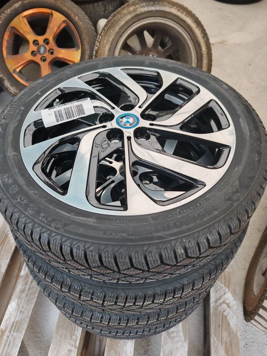 roti de iarna pentru BMW i3 pe 19