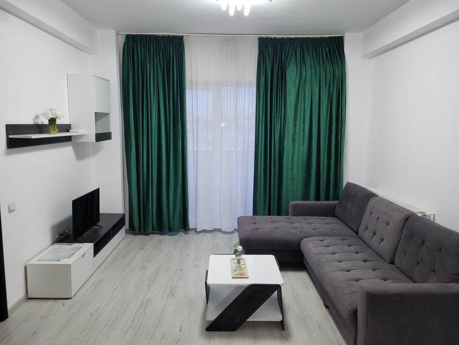 Vând apartament 2 camere, spațios și luminos, zona C.E.T Progresu ,Strada Boltei.