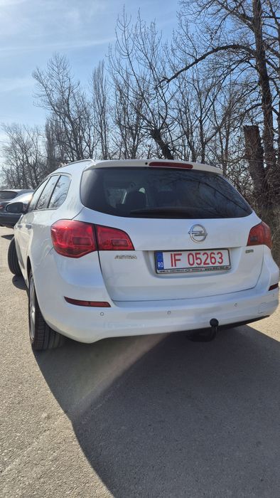 Vand Urgent Opel Astra J