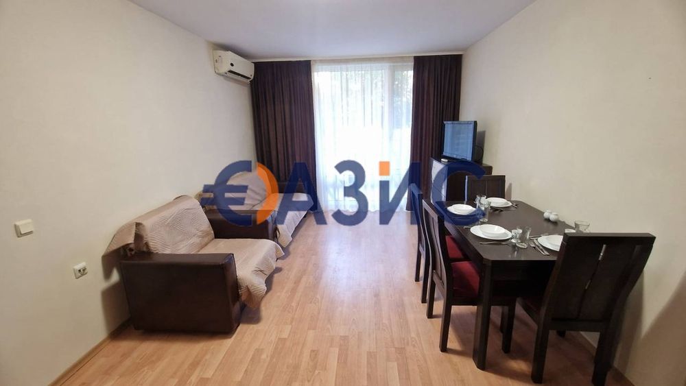 Продава се Двустаен апартамент в к.к. Слънчев бряг - 64 кв.м за 977 €/кв.м - Снимка #4