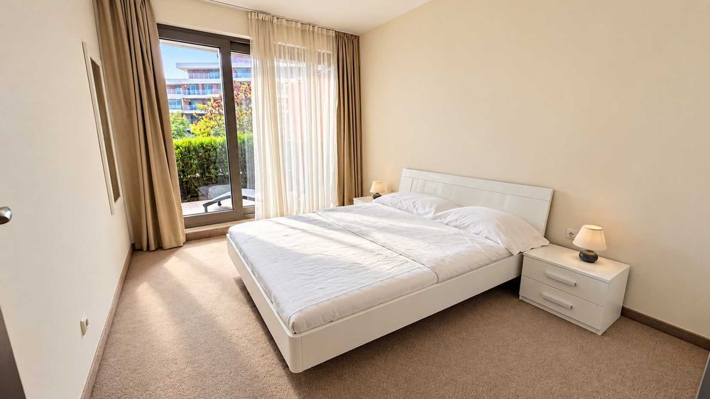 Продава се Двустаен апартамент в к.к. Слънчев бряг - 100 кв.м за 880 €/кв.м - Снимка #21