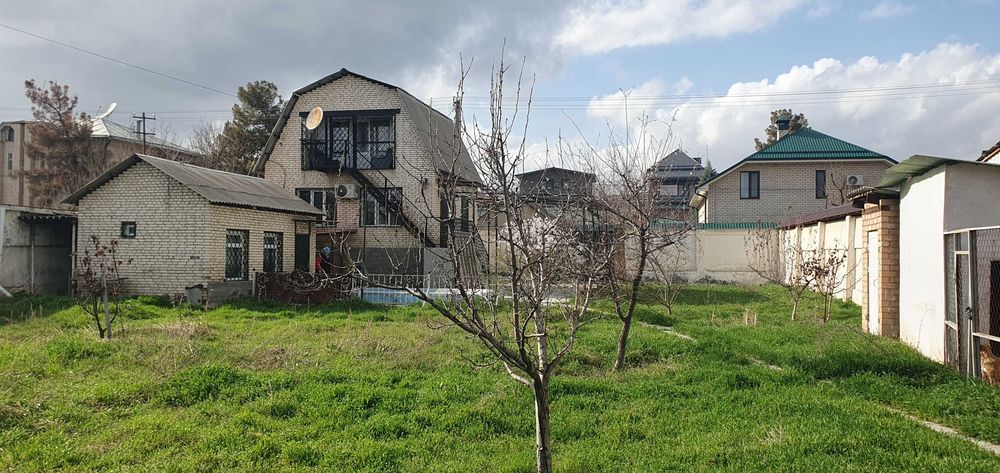 Продаётся участок, возможно и 2 участка по 6 сот