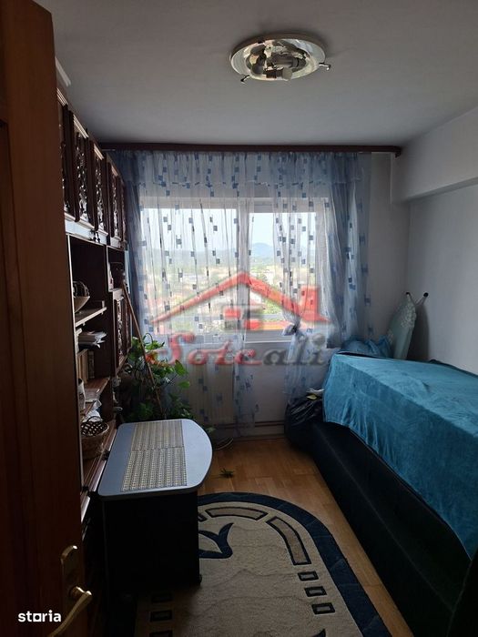 Apartament 3 camere, 72,84 mp utili, mobilat și utilat Etaj 7/10 — fotografia 3