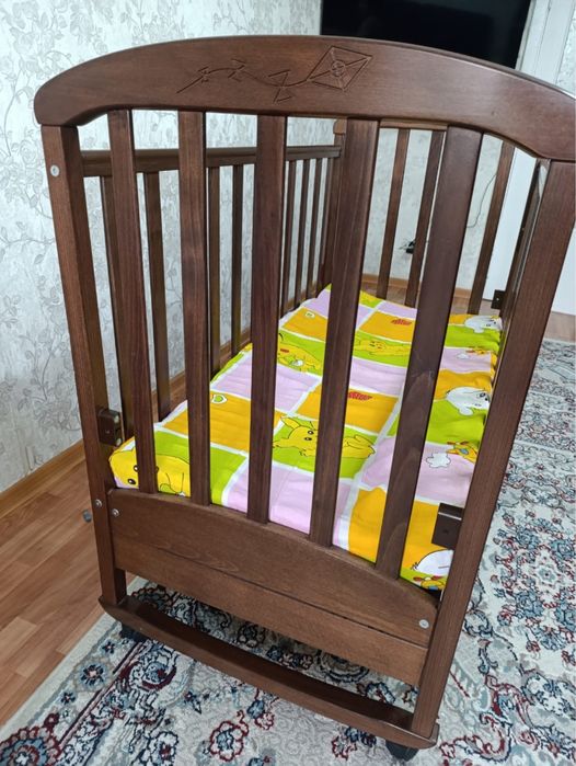Продам кроватку, 10000