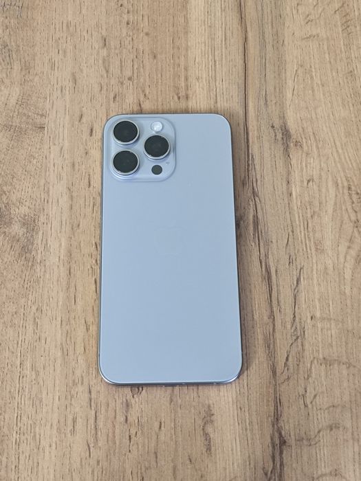 Продам iPhone 15 Pro Max