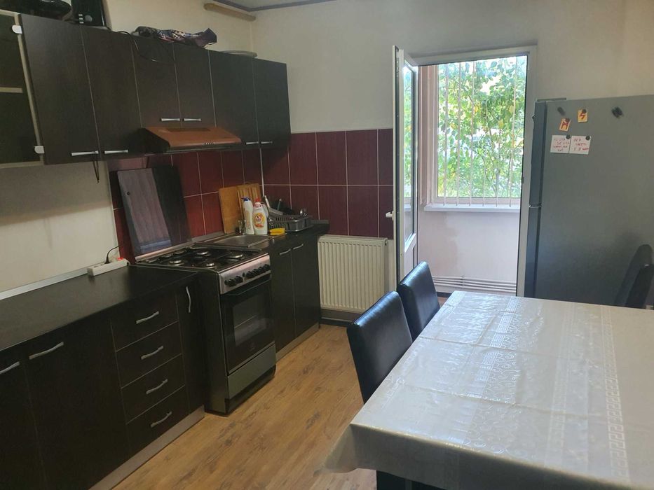 Apartament 3 camere central