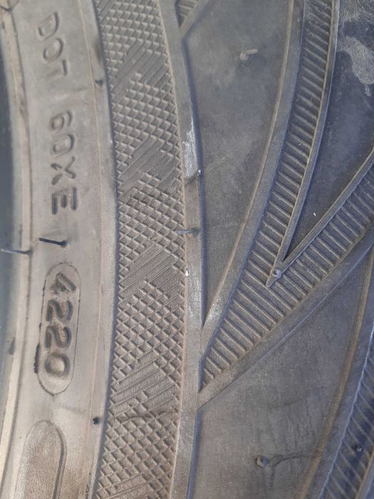 Гуми Нокиан 215/70/16