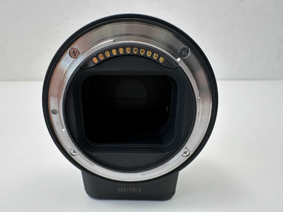 Nikon FTZ адаптер за Nikon F обективи към Nikon Z безогледални фотоапарати