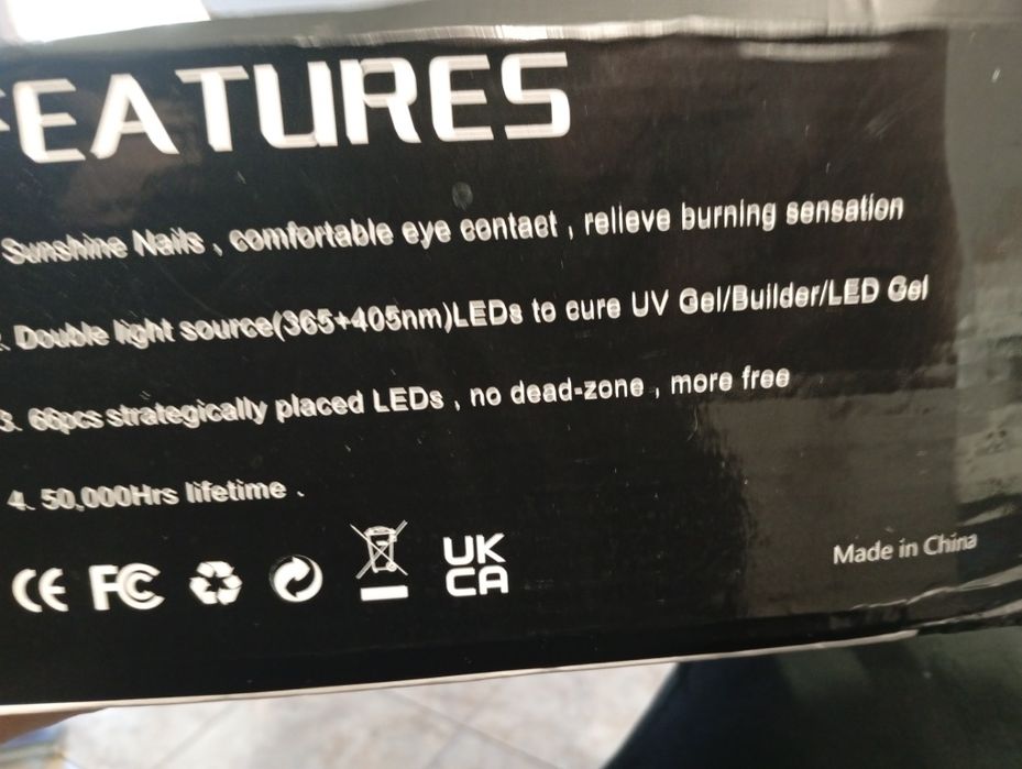 Lampa Uv pentru unghii