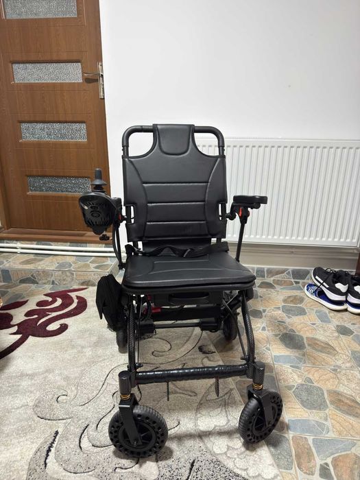 Scaun rulant electric pliabil TEW112E – 16,5 kg