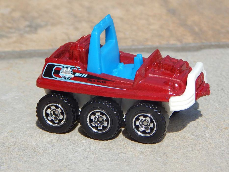 Macheta buggy ATV 6x6 MBX Arctic Matchbox Mattel 2011