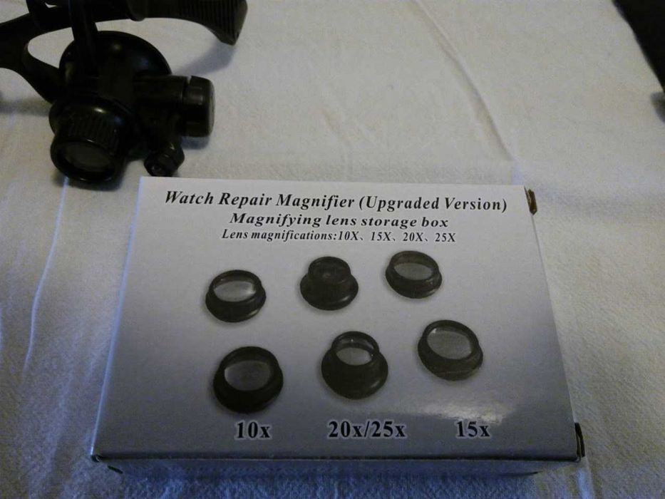 очки+четыре вида увеличительных стекол Х10,Х15,Х20,Х25