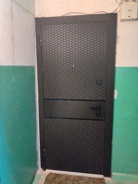 Двери железные !