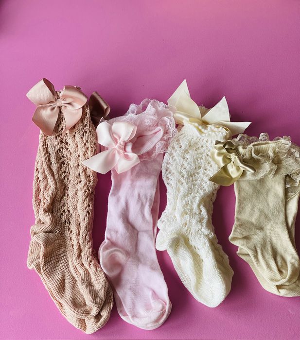 Бебешки обувки и чорапки