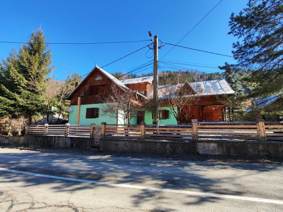 Casă de locuit și turism Pojorâta-Campulung Moldovenesc 164000 euro