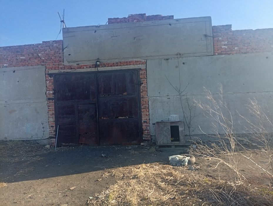 Продам Здание Территорию