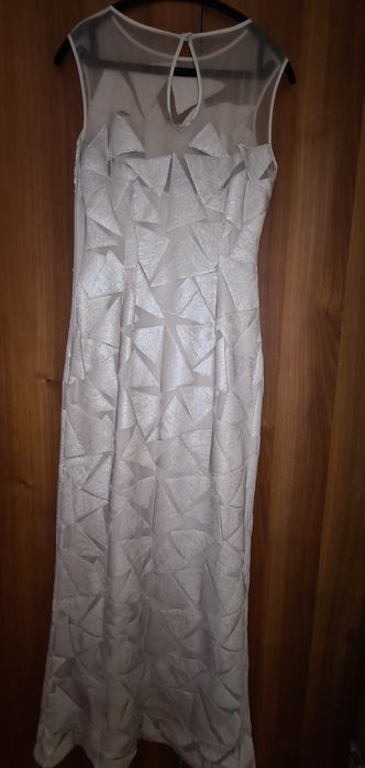 Продам шикарное вечернее платье