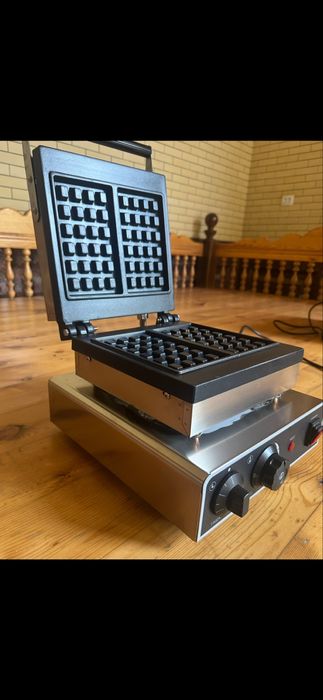 Вафельница для кафе