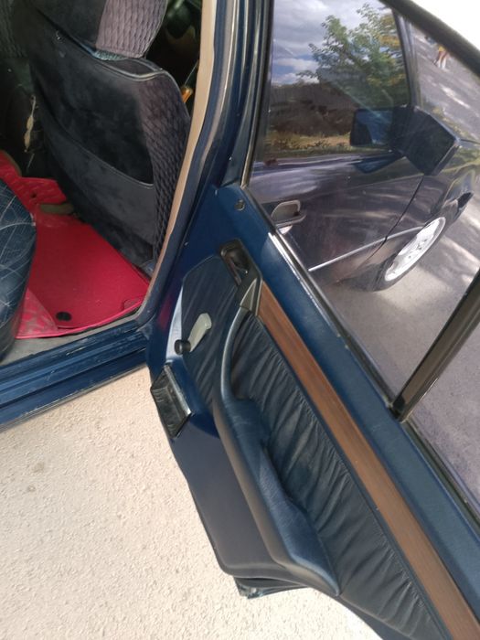 Продам Мерседес 124