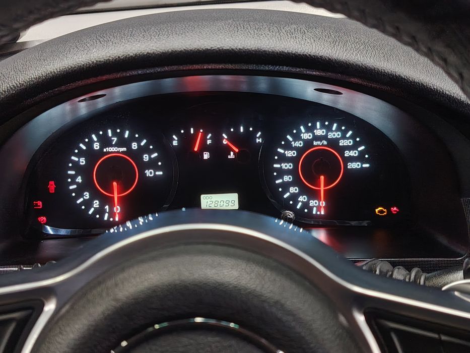 Продам свою Lacceti Gentra 2014