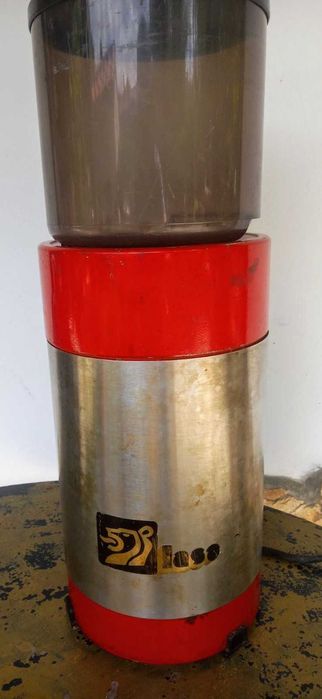 Кафемелачка и помпа за кафемашина