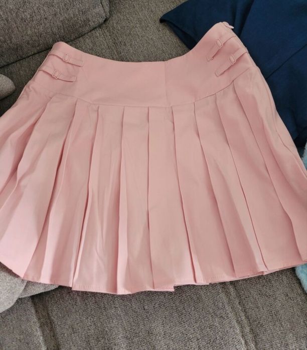 Дамска розова поличка