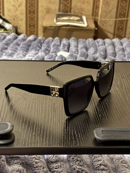 Дамски слънчеви очила Hugo