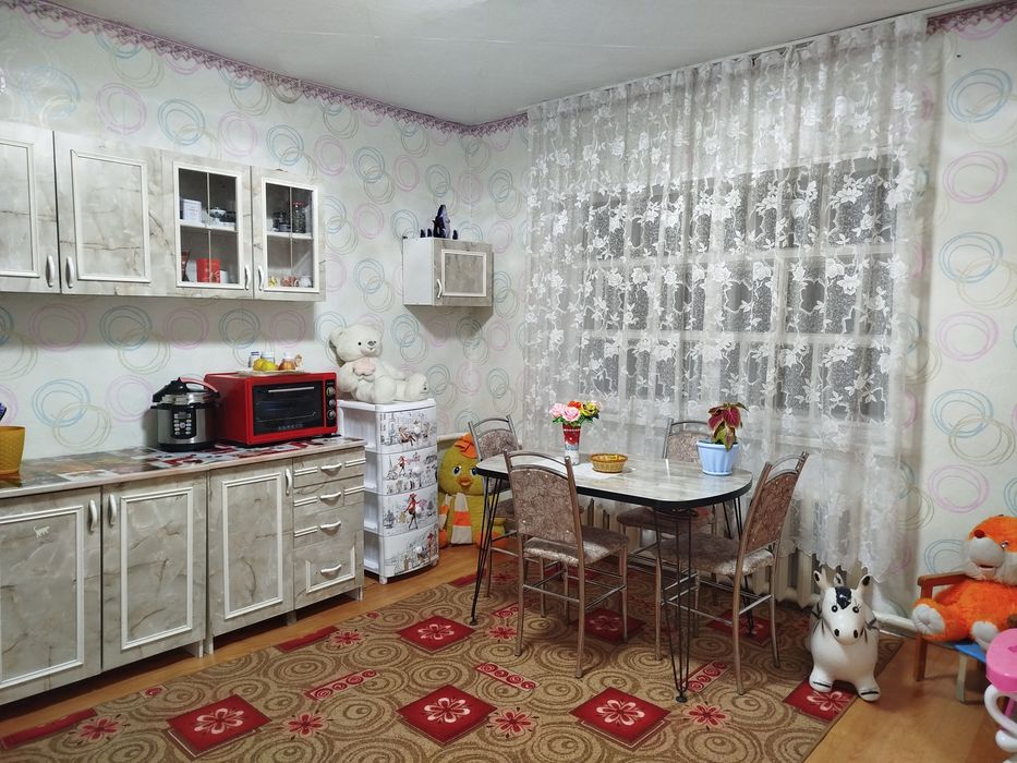 Продам срочно, квартиру в 2х квартирном доме