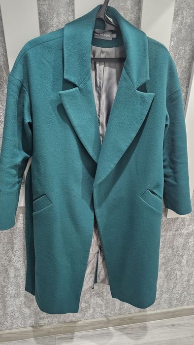 Пальто стильное шерстяное