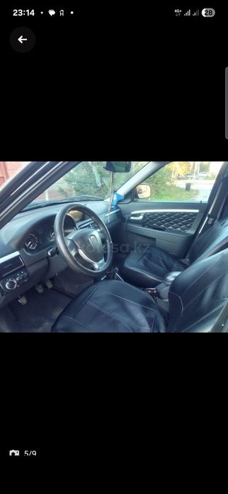 Машина Приора 2013г