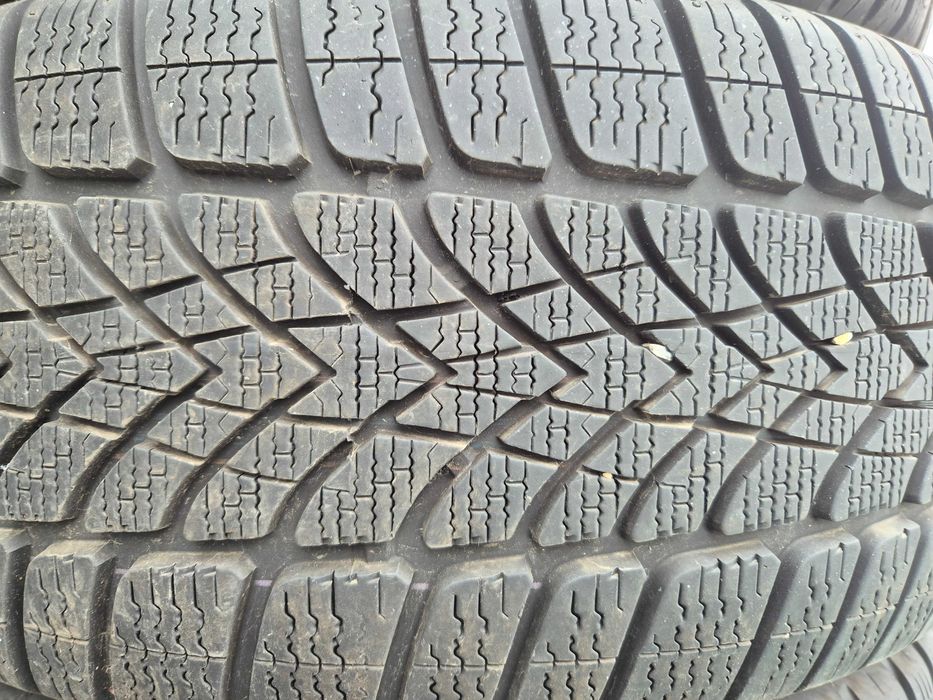 4 Anvelope M+S - 225/55/17 - DUNLOP - APP NOI DOT 2018 RFT