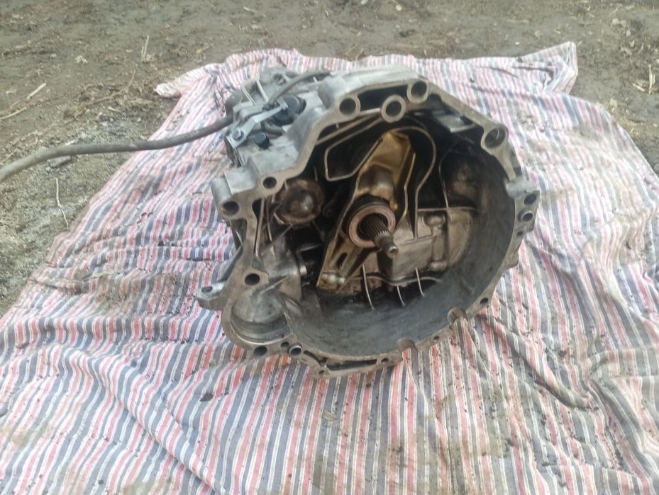 Коробка передач механика Ауди 80б3