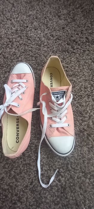 Converse UK6, EU 40