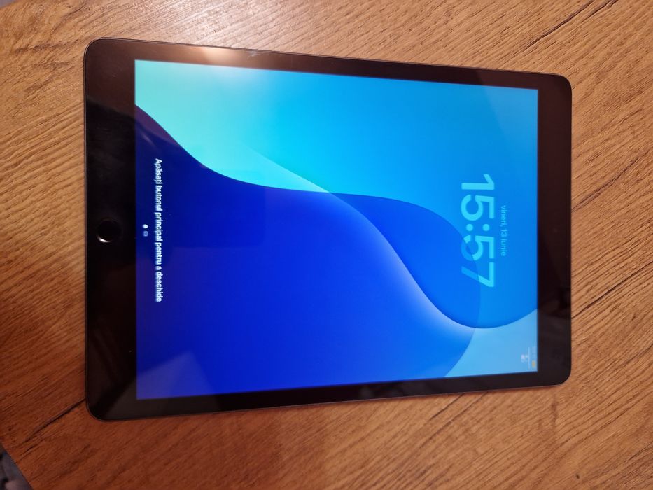 iPad (9th Gen, 64GB)  Original 100%