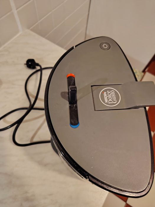 Aparat cafea dolce gusto