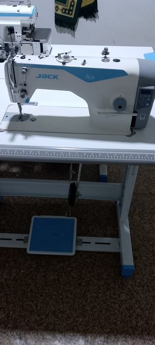 JACK tikuv mashinalari