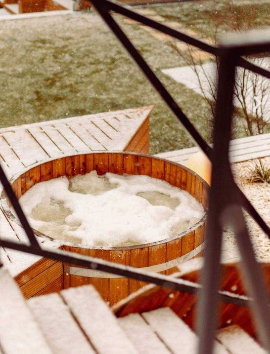 Caut investitor/partener pentru construirea unui complex hotelier ECO