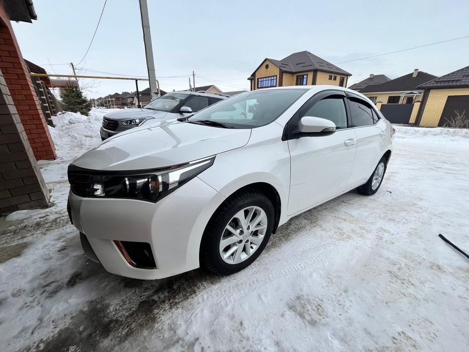 Toyota Corolla 2014 года срочно продам