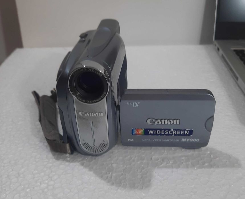 Vand  camera Video miniDV Canon MV900