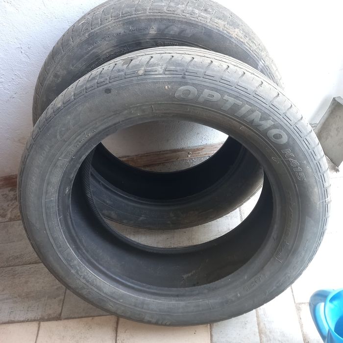 Продам б/у шины 2шт