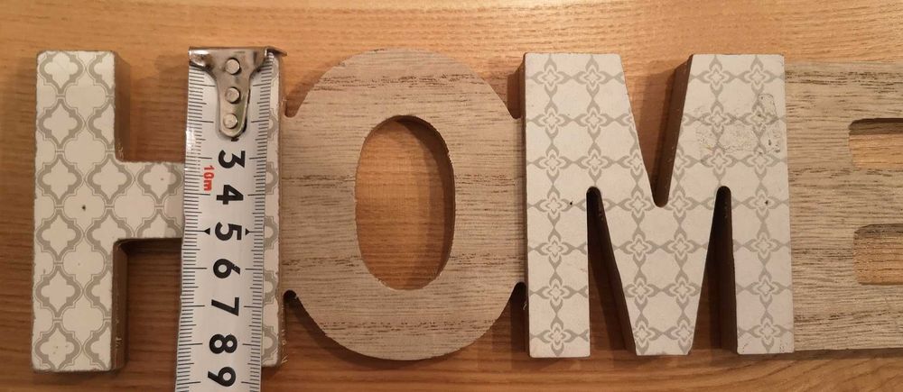 Decoratiune cu mesaj HOME