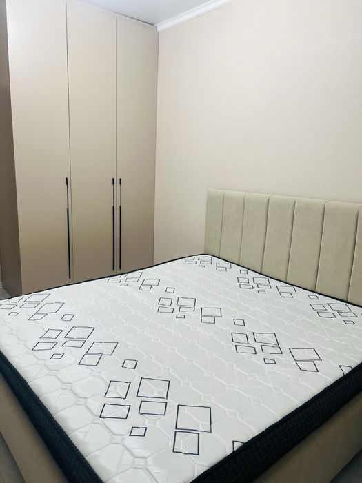 Спальный кровать