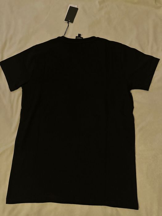 Мъжка тениска Armani Exchange.Налични размери ,L,Xl,2Xl