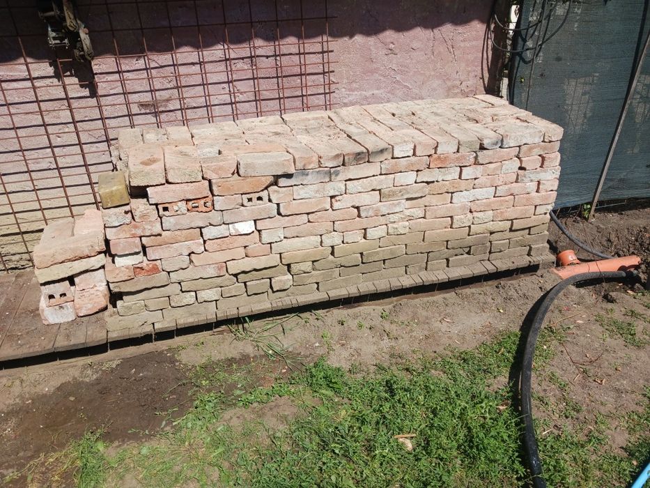 Vand caramida din demolări