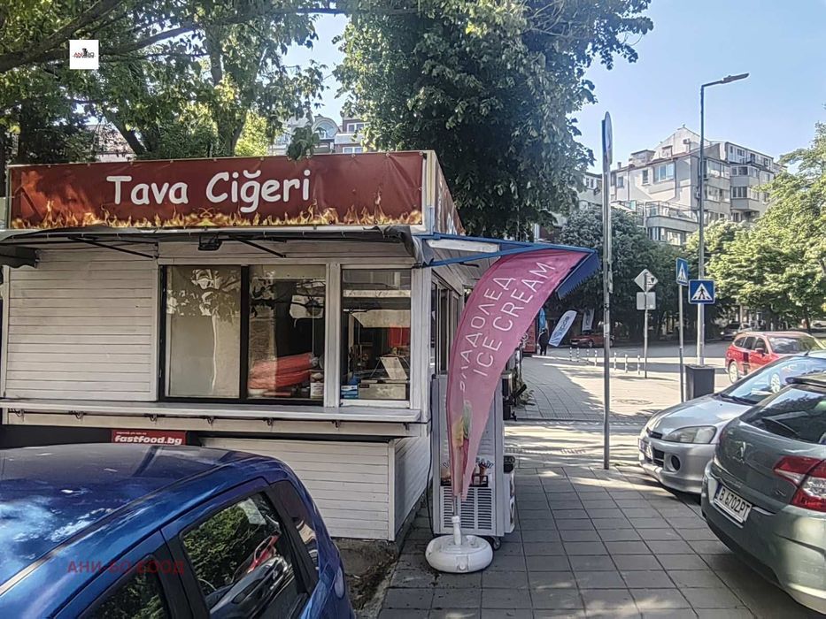 Магазин във Варна-Окръжна болница площ 8м2 цена 20000€